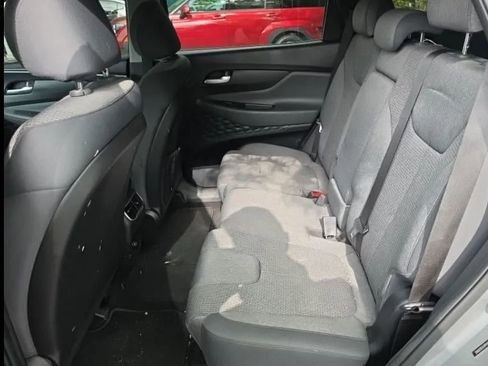 Used 2023 Hyundai Santa Fe SE AWD/4WD image 2