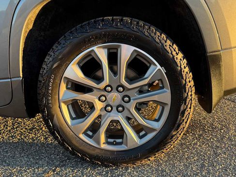 Used 2020 Chevrolet Traverse Premier image 30