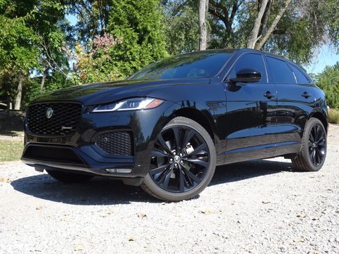 Certified 2025 Jaguar F-PACE R-Dynamic S image 1