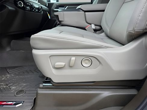 New 2026 Chevrolet Silverado 2500 LT w/ Texas Edition image 23