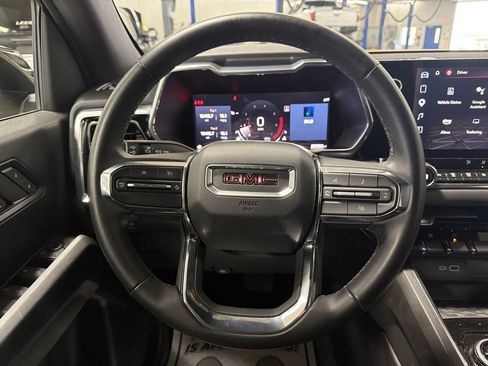 Used 2024 GMC Canyon Elevation w/ Convenience Package AWD/4WD image 18