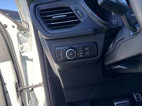 Used 2023 Ford Escape ST-Line Select image 31