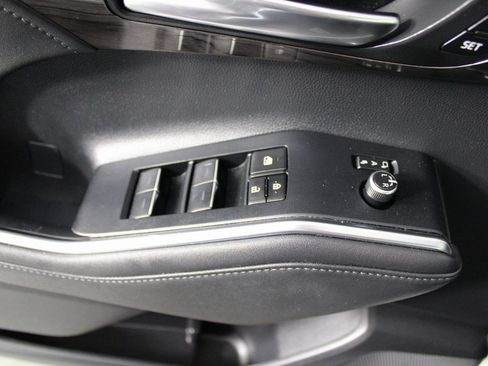 Used 2023 Toyota Highlander Limited image 23