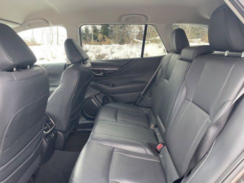 Used 2024 Subaru Outback Limited image 17