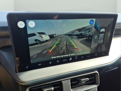 New 2026 Ford Maverick Lariat w/ Black Appearance Package image 6