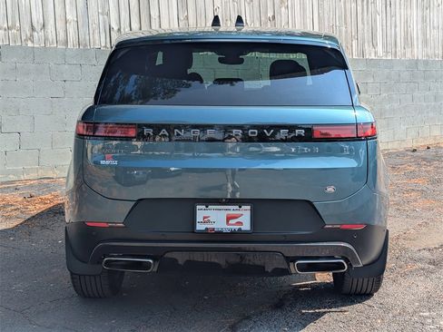 Used 2024 Land Rover Range Rover Sport SE image 25