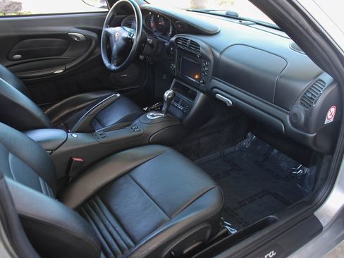 Used 2002 Porsche 911 GT3 RS image 19