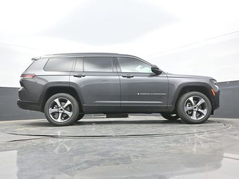 New 2026 Jeep Grand Cherokee L Limited AWD/4WD image 59