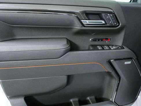 New 2026 GMC Sierra 1500 AT4 w/ AT4 Premium Package AWD/4WD image 6
