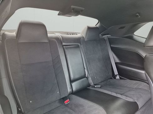 Used 2022 Dodge Challenger SRT Hellcat w/ Plus Package image 17