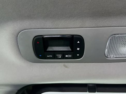 Used 2023 Honda Odyssey EX-L image 13