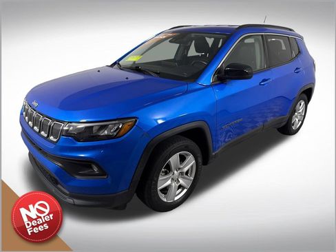 Used 2022 Jeep Compass Latitude w/ Convenience Group FWD image 8