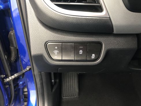 Certified 2021 Kia Seltos LX image 16