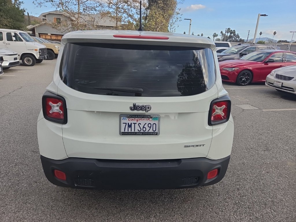 Used 2015 Jeep Renegade Sport w/ Power & Air Group FWD image 4
