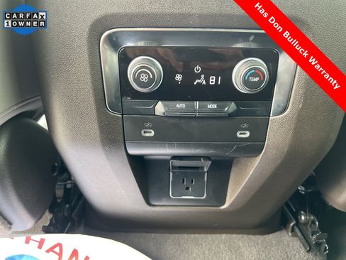 Used 2024 Chevrolet Suburban LT image 22