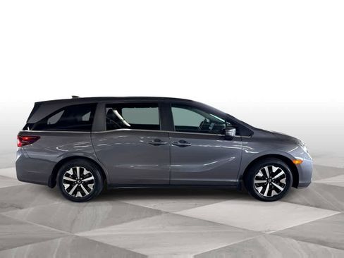 Used 2025 Honda Odyssey EX-L image 9
