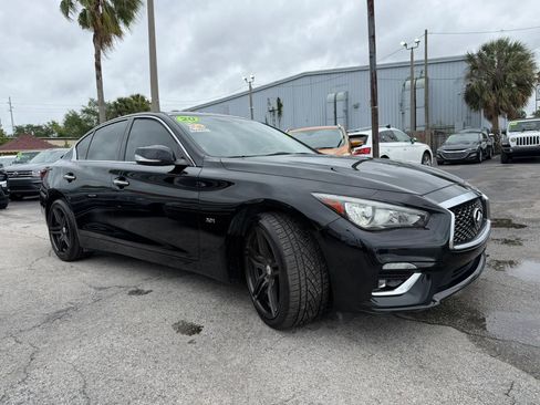 Used 2020 INFINITI Q50 Luxe image 3