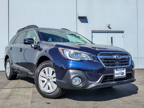 Used 2018 Subaru Outback 2.5i Premium image 1