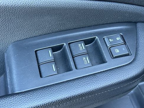 Used 2022 Honda Pilot Touring image 13