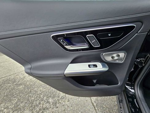 Used 2023 Mercedes-Benz GLC 300 4MATIC image 41