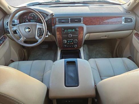 Used 2011 Chevrolet Tahoe LT w/ Texas Edition image 17