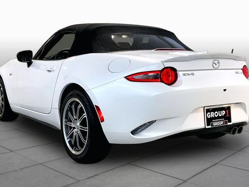 Used 2023 MAZDA MX-5 Miata Grand Touring RWD image 11