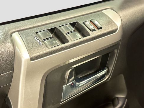 Used 2020 Toyota 4Runner SR5 Premium w/ Moonroof Package image 22