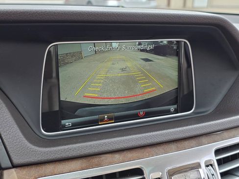 Used 2016 Mercedes-Benz E 350 4MATIC Sedan image 15