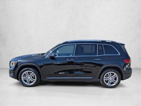 Used 2020 Mercedes-Benz GLB 250 4MATIC image 9