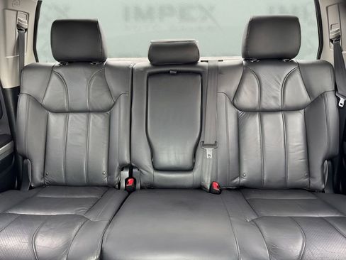 Used 2016 Toyota Tundra SR5 w/ SR5 Upgrade Package image 11