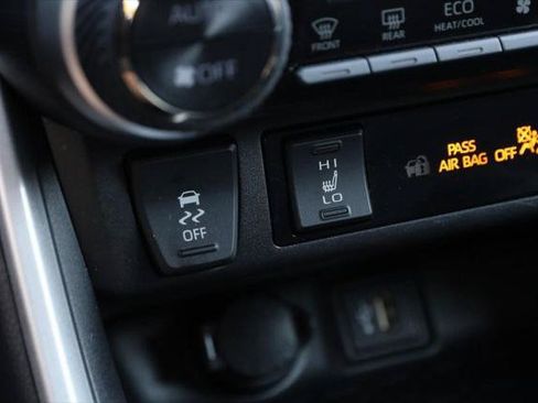 Certified 2025 Toyota RAV4 XLE w/ Weather Package AWD/4WD image 18