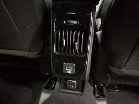 Used 2023 Jeep Compass Sport image 15