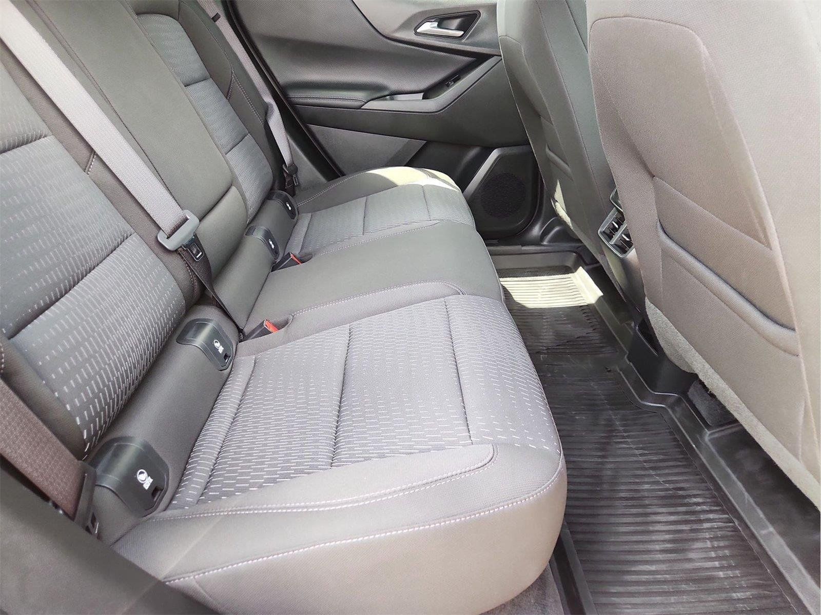 Certified 2026 Chevrolet Equinox LT FWD image 26