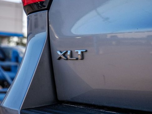 Used 2023 Ford Expedition XLT AWD/4WD image 12