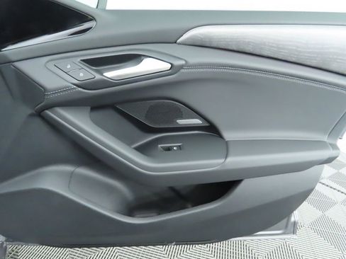 Used 2025 Audi A6 e-tron Prestige w/ Black Warm Weather Package image 27