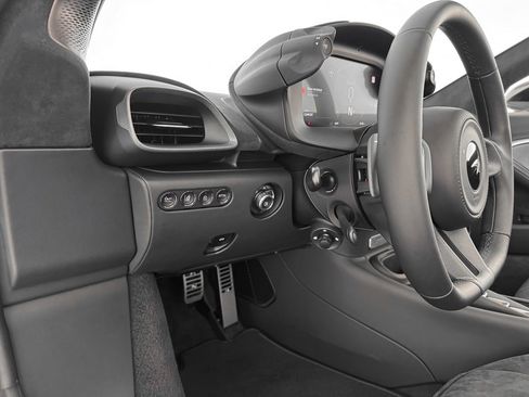 New 2026 McLaren Artura Spider image 17