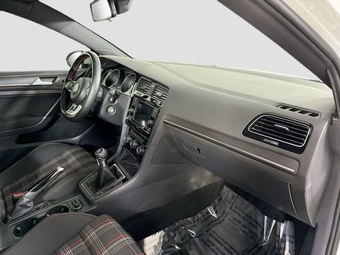 Used 2020 Volkswagen GTI S FWD image 29