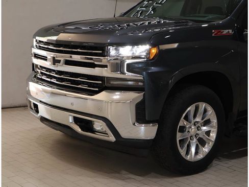 Used 2021 Chevrolet Silverado 1500 LTZ w/ LTZ Premium Package AWD/4WD image 2