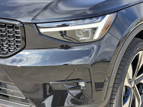 New 2026 Volvo XC40 B5 Ultra w/ Protection Package Premier image 10