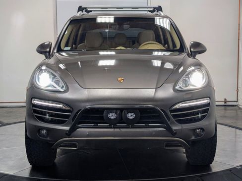Used 2014 Porsche Cayenne Diesel AWD/4WD image 3