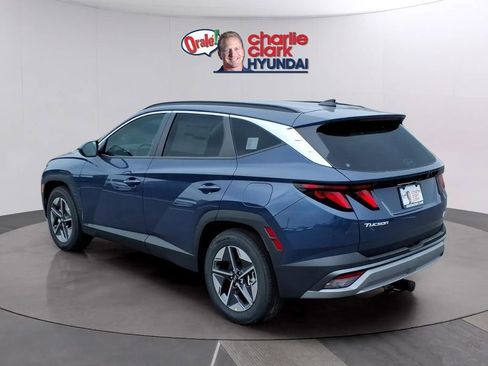 New 2026 Hyundai Tucson SEL FWD image 3