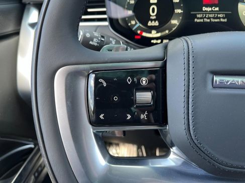 New 2025 Land Rover Range Rover SE image 16
