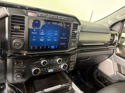 Used 2024 Ford F250 Lariat w/ Lariat Ultimate Package image 18