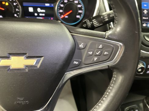 Used 2019 Chevrolet Equinox LT image 20