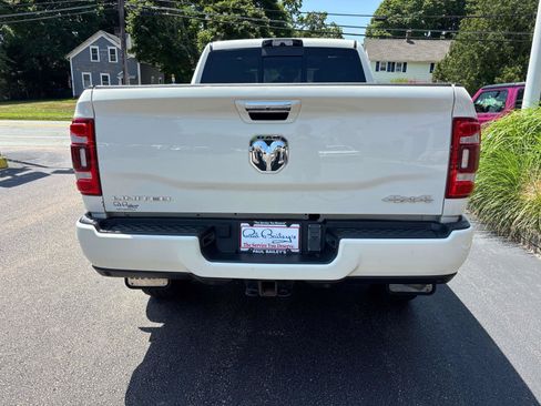 Used 2022 RAM 2500 Limited AWD/4WD image 5