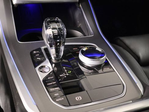 Used 2022 BMW X5 xDrive40i w/ M Sport Package image 52