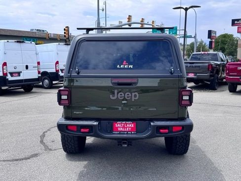 Used 2023 Jeep Gladiator Rubicon w/ LED Lighting Group AWD/4WD image 6