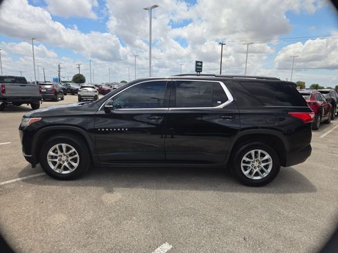 Used 2019 Chevrolet Traverse LT FWD image 6
