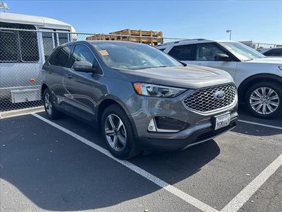 Used 2023 Ford Edge SEL w/ Convenience Package