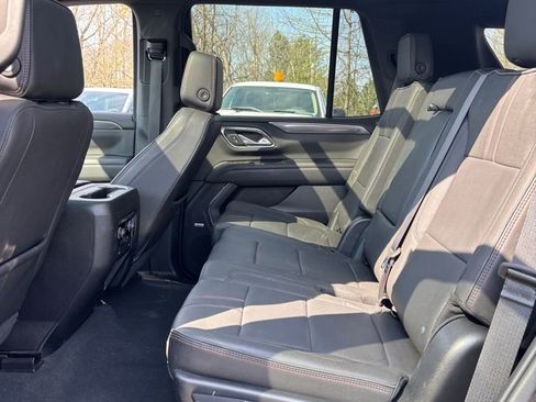 Used 2023 Chevrolet Tahoe RST image 2